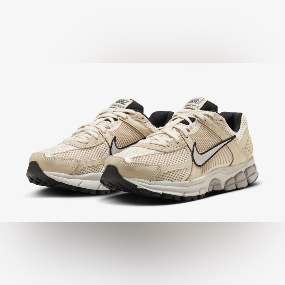 Nike Vomero 5 Sneakers Pearl White/Light Bone/Iron‎ Ore Women's 12 New